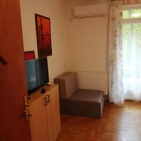Appartement Pavai *