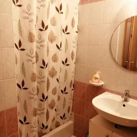 Pavai Appartement *